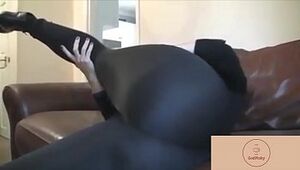 Big ass mature woman - english milf
